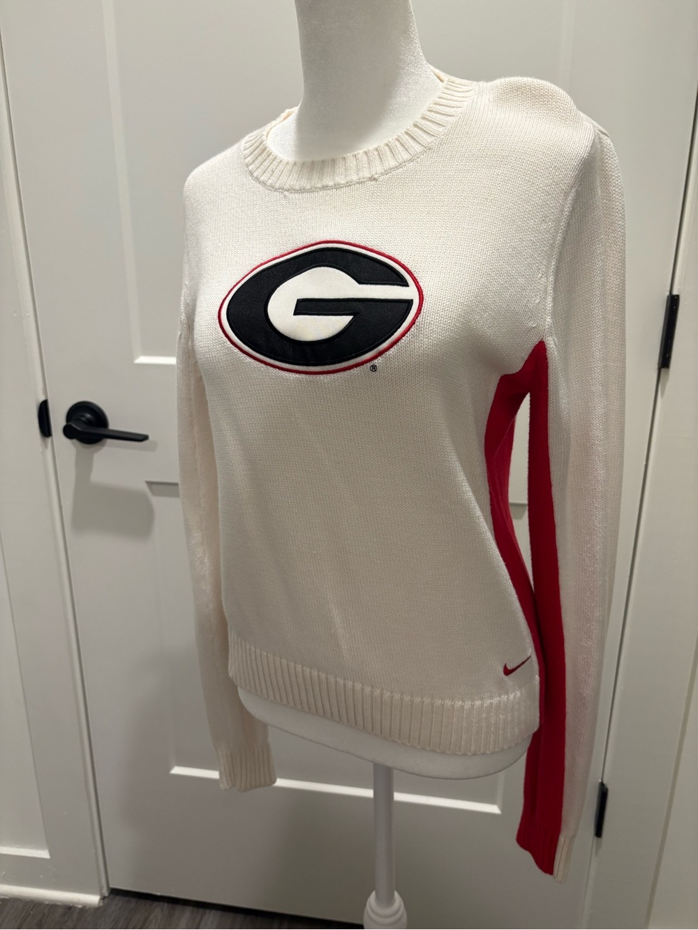 Nike Cream Crewneck Sweater with Red Side Panels and Georgia G Patch